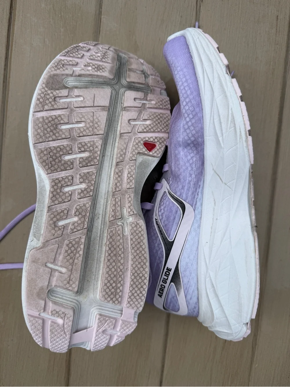 Salomon Aero Glide Women’s Athletic Shoes in Lavender